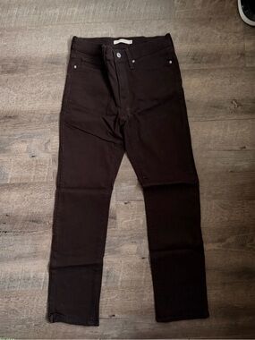Levi's Women's Straight Leg Jeans in Dark Brown